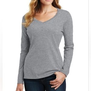 NWOT Long Sleeve Old Navy T-Shirt XL